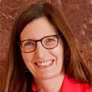 Manuela Geleng - Directora de Empleos y Competencias